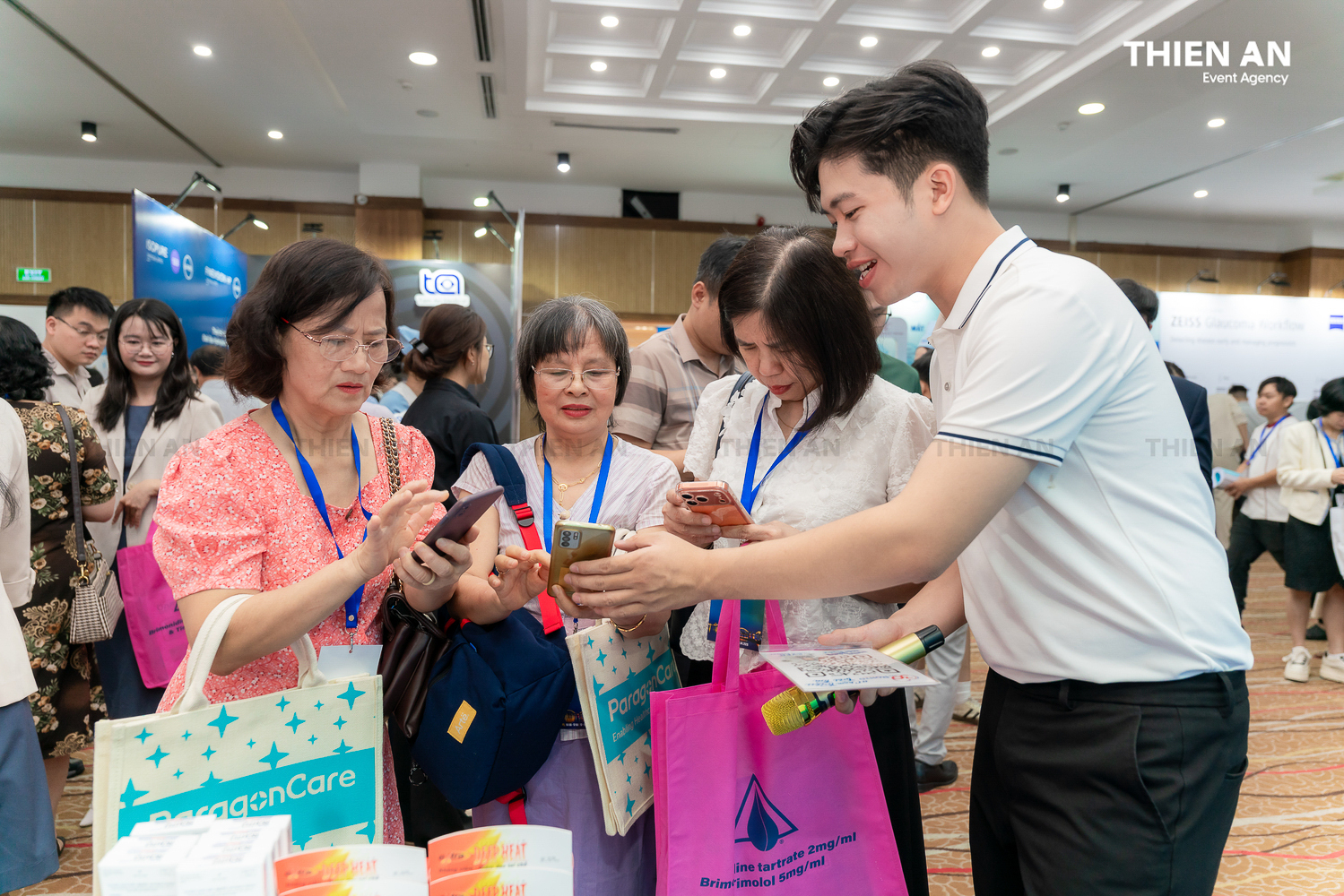 GIAN HÀNG ROHTO TRONG TRIỂN LÃM GLOCOM 2026