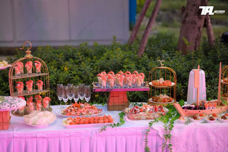 Gala Dinner Kỷ Niệm 29 Năm Thành Lập Tây Hồ Group