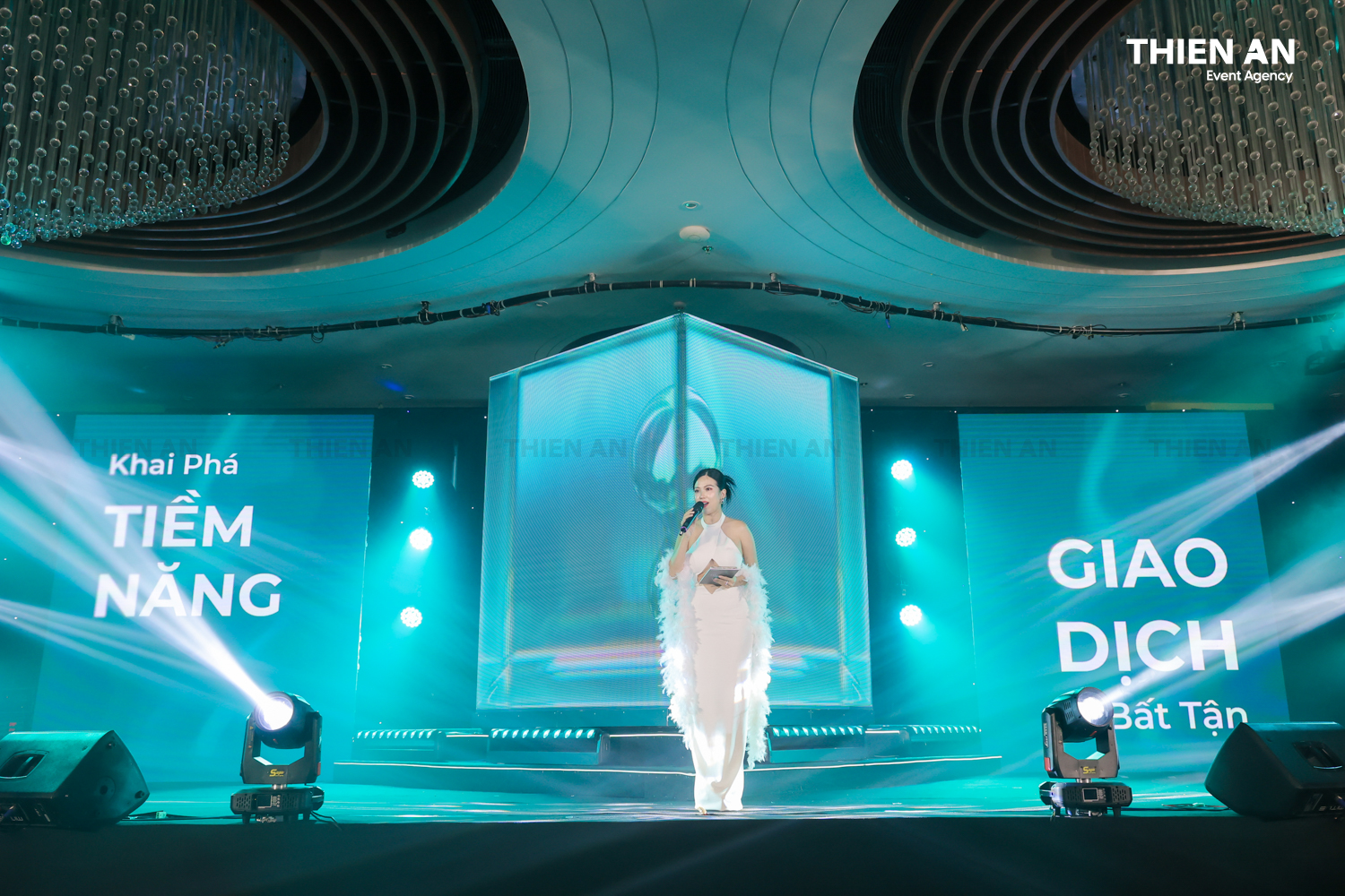 CONNEXT -  BRAND LAUCHING EVENT