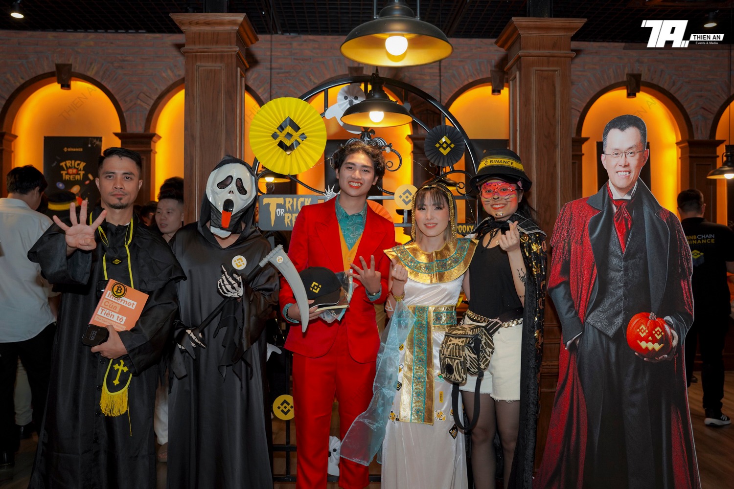 Halloween Meetup - Binance