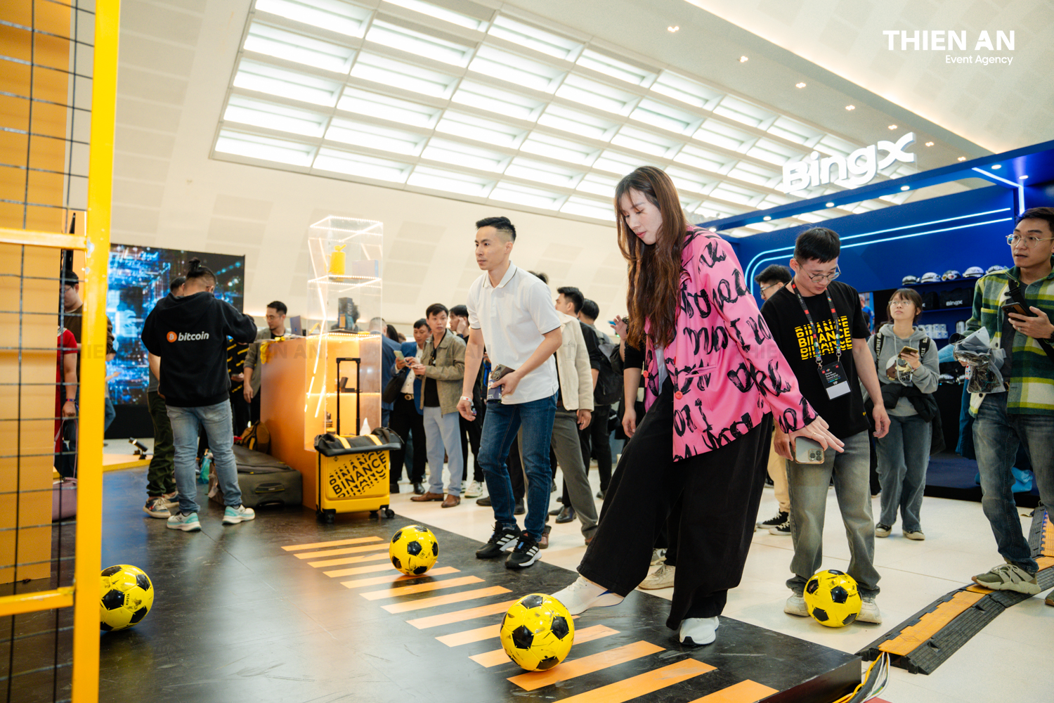 Booth Binance at VTIS 2024