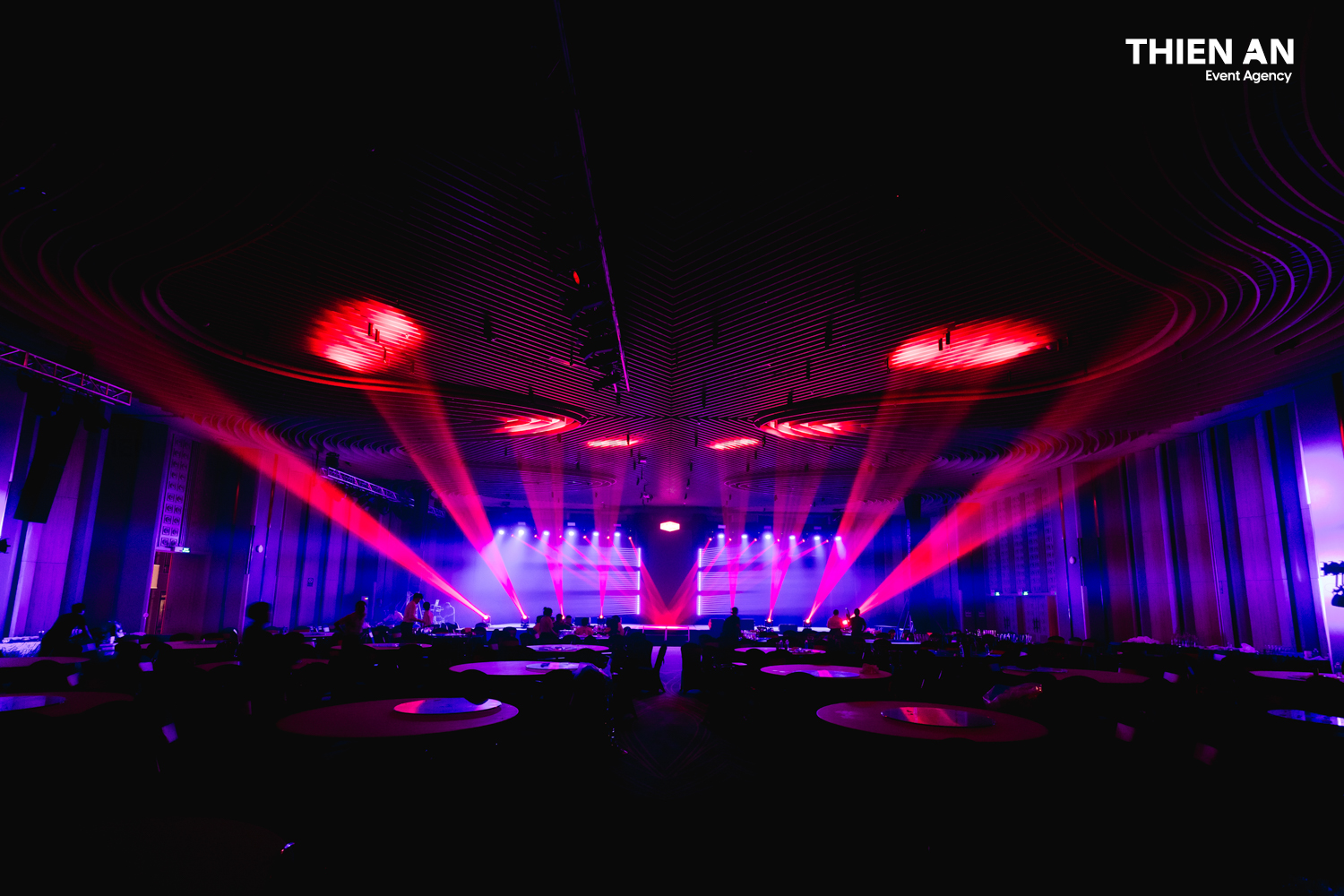 COMPANY TRIP ÁNH HỒNG FOOD GALA NIGHT: EM XINH SAY HI - ANH TRAI SAY FLY