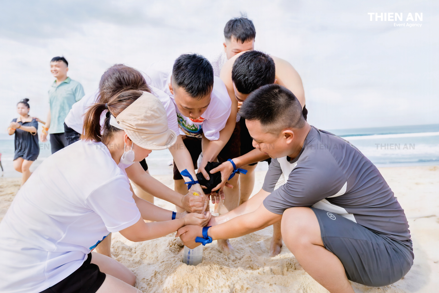 ÁNH HỒNG FOOD COMPANY TRIP - TEAMBUILDING: BORN TO GOAL