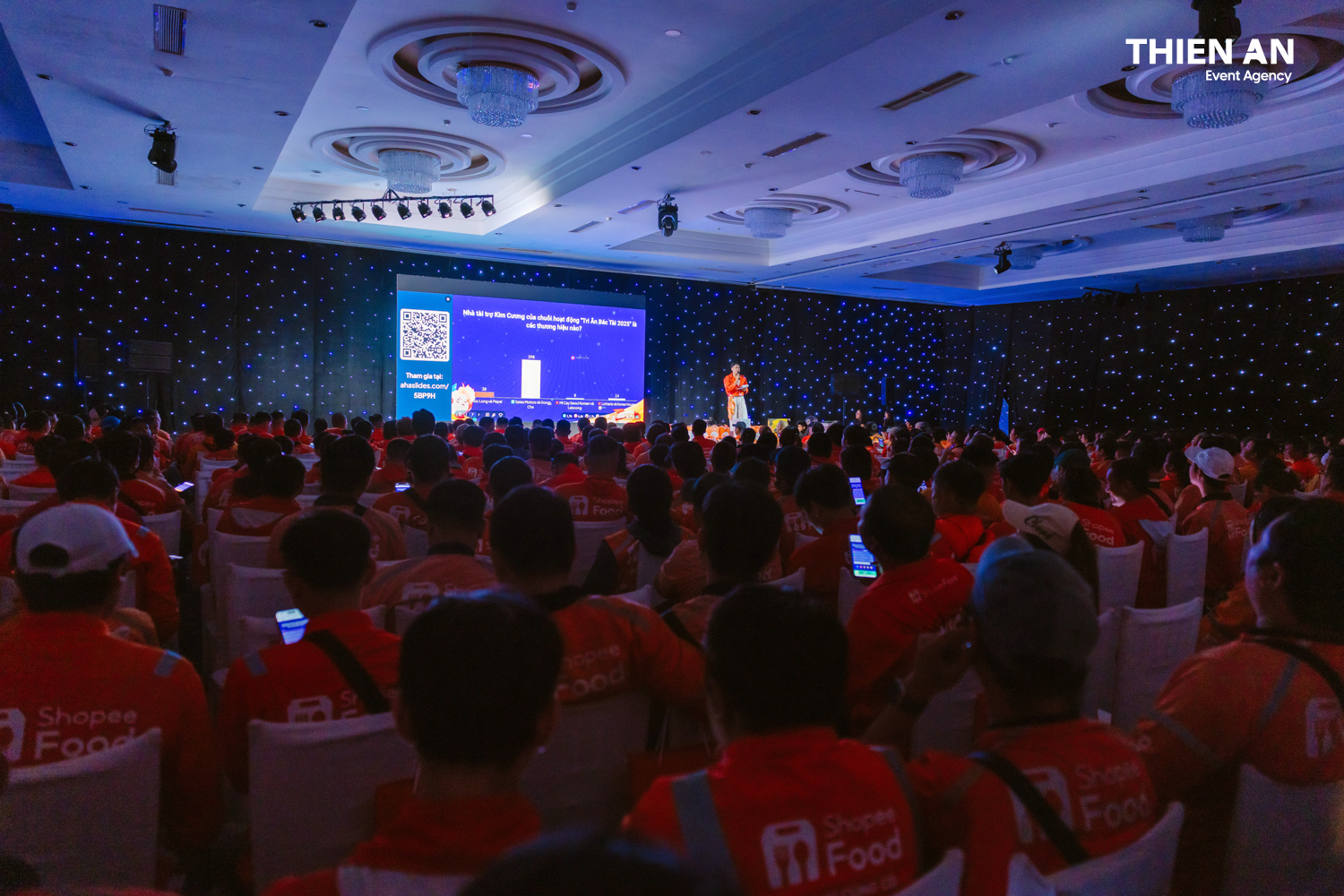 ShopeeFood Tri Ân Bác Tài -  Hành Trình Phố Cam Rực Rỡ