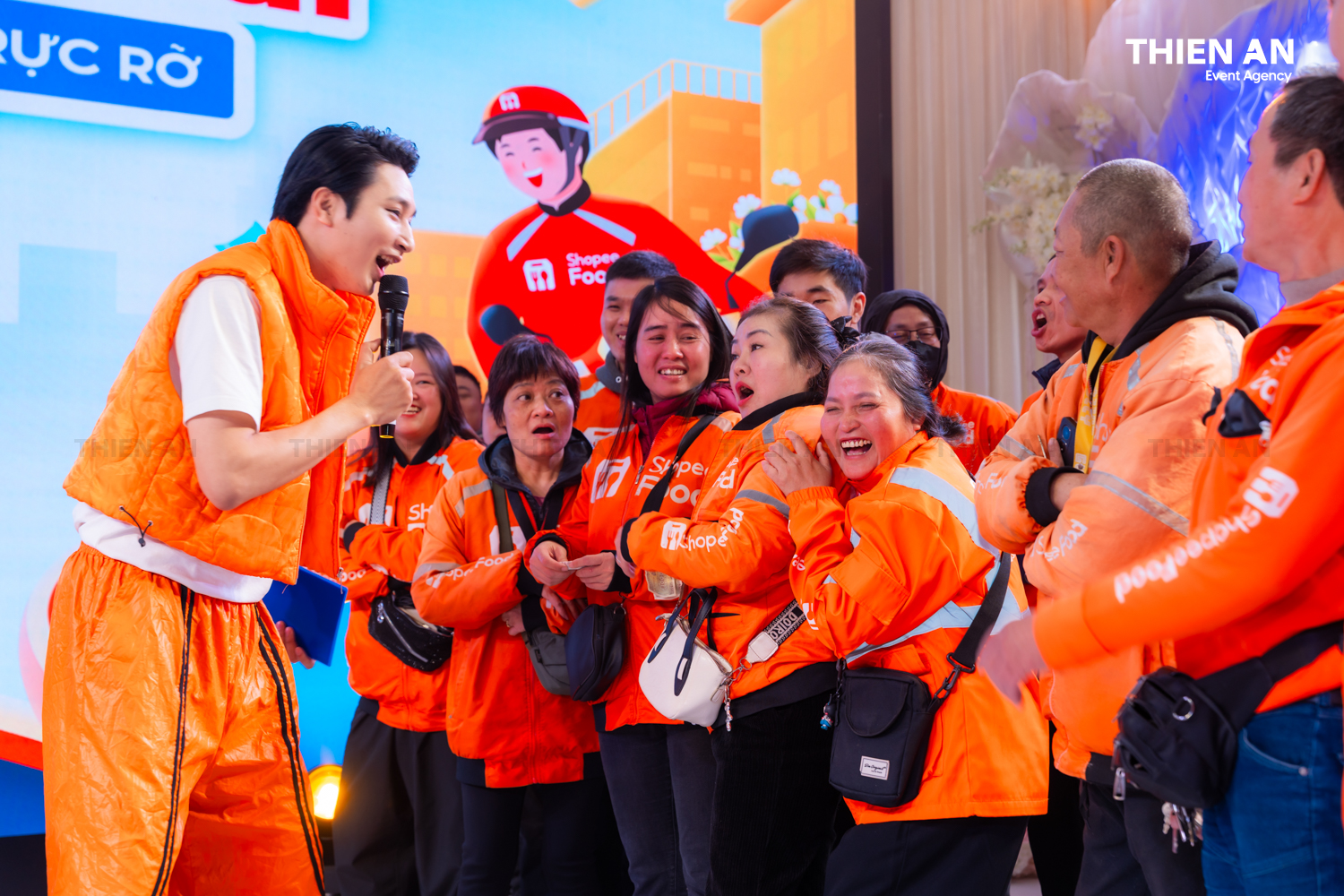 ShopeeFood Tri Ân Bác Tài -  Hành Trình Phố Cam Rực Rỡ