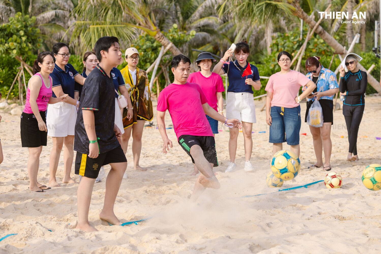 ÁNH HỒNG FOOD - SUMMER TRIP 2026 | TEAMBUILDING: NÓNG CÙNG WORLD CUP
