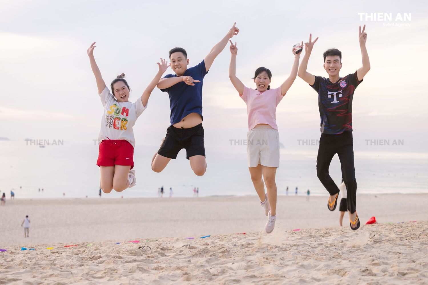 ÁNH HỒNG FOOD - SUMMER TRIP 2026 | TEAMBUILDING: NÓNG CÙNG WORLD CUP