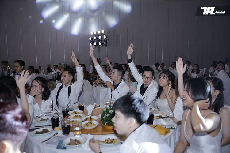 Chương Trình "Dạ Tiệc Trắng" - Doctor Mezo