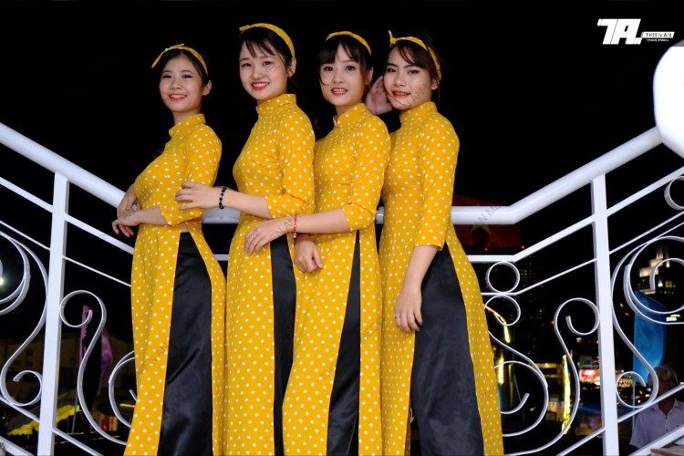 Tiệc Quốc Khánh 2.9 Trên Tàu Đông Dương