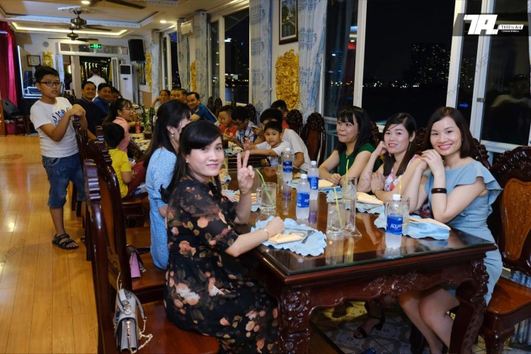 Tiệc Quốc Khánh 2.9 Trên Tàu Đông Dương