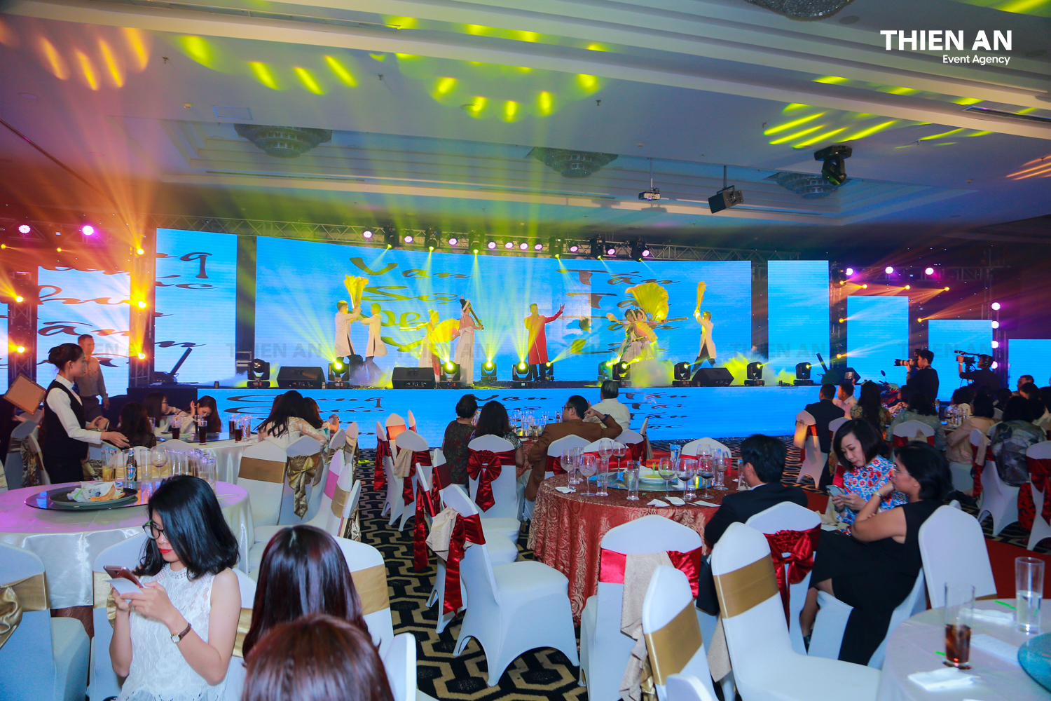 Tất Niên Cuối Năm Golden Gate 2018