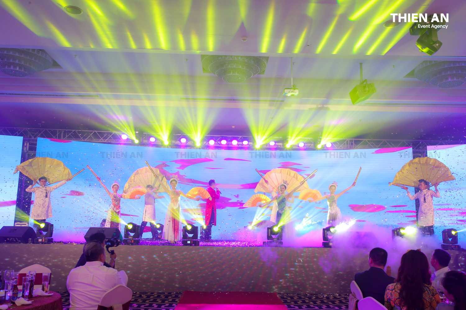 Tất Niên Cuối Năm Golden Gate 2018