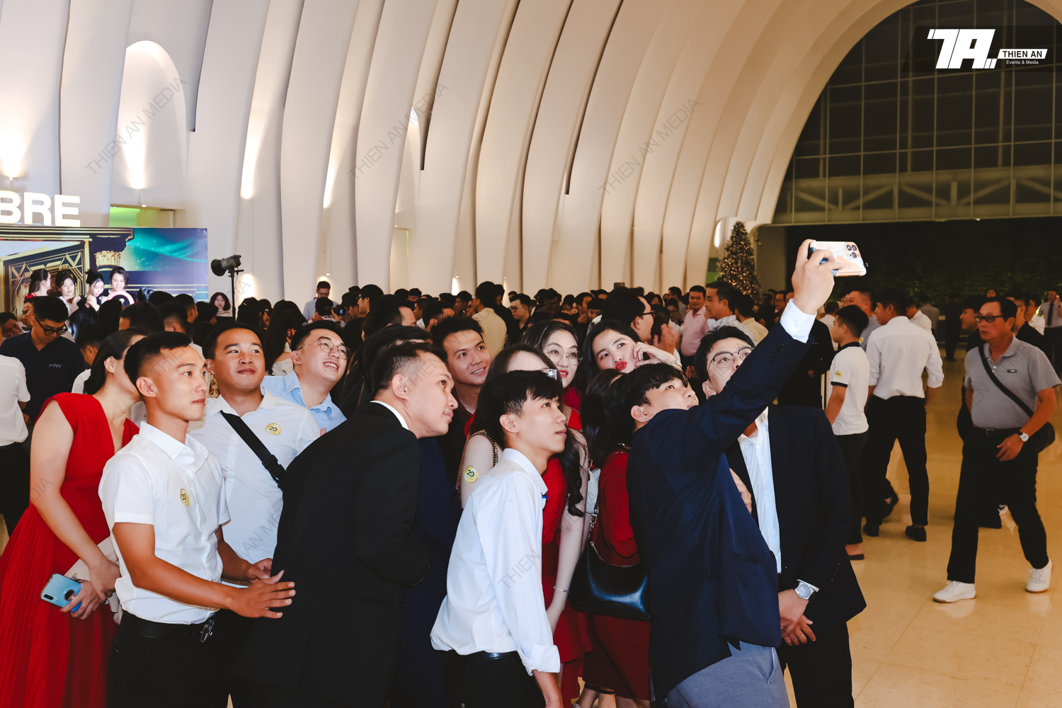 YEAR END PARTY CBRE VIET NAM THE TRIUMPH - THE CHAMPION LEGACY