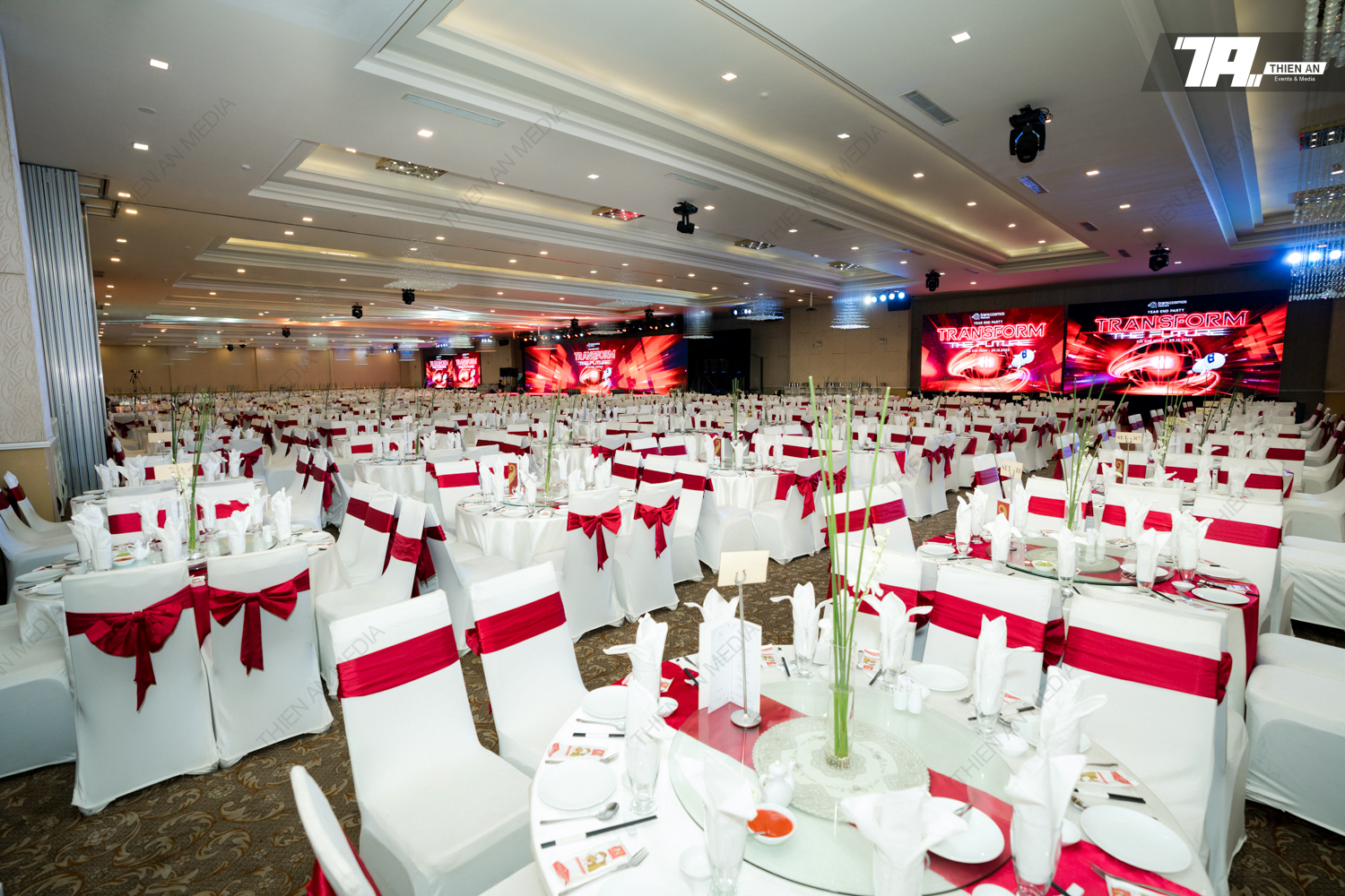 transcosmos Việt Nam - Transform the Future