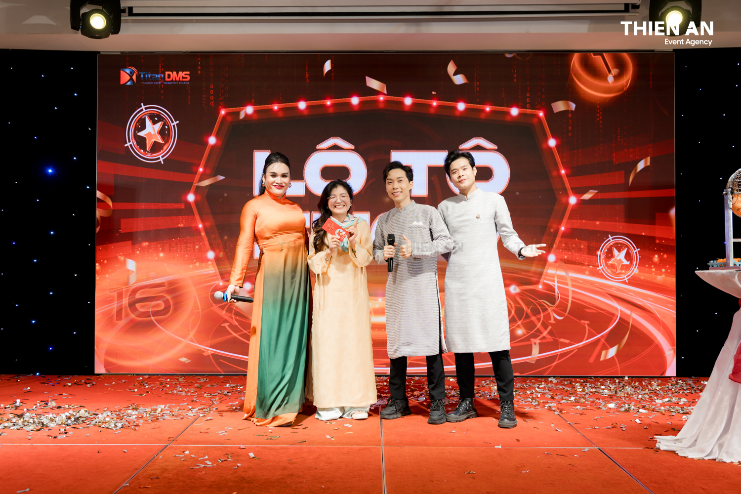 TITAN STARRY NIGHT - TITAN DMS YEP 2024