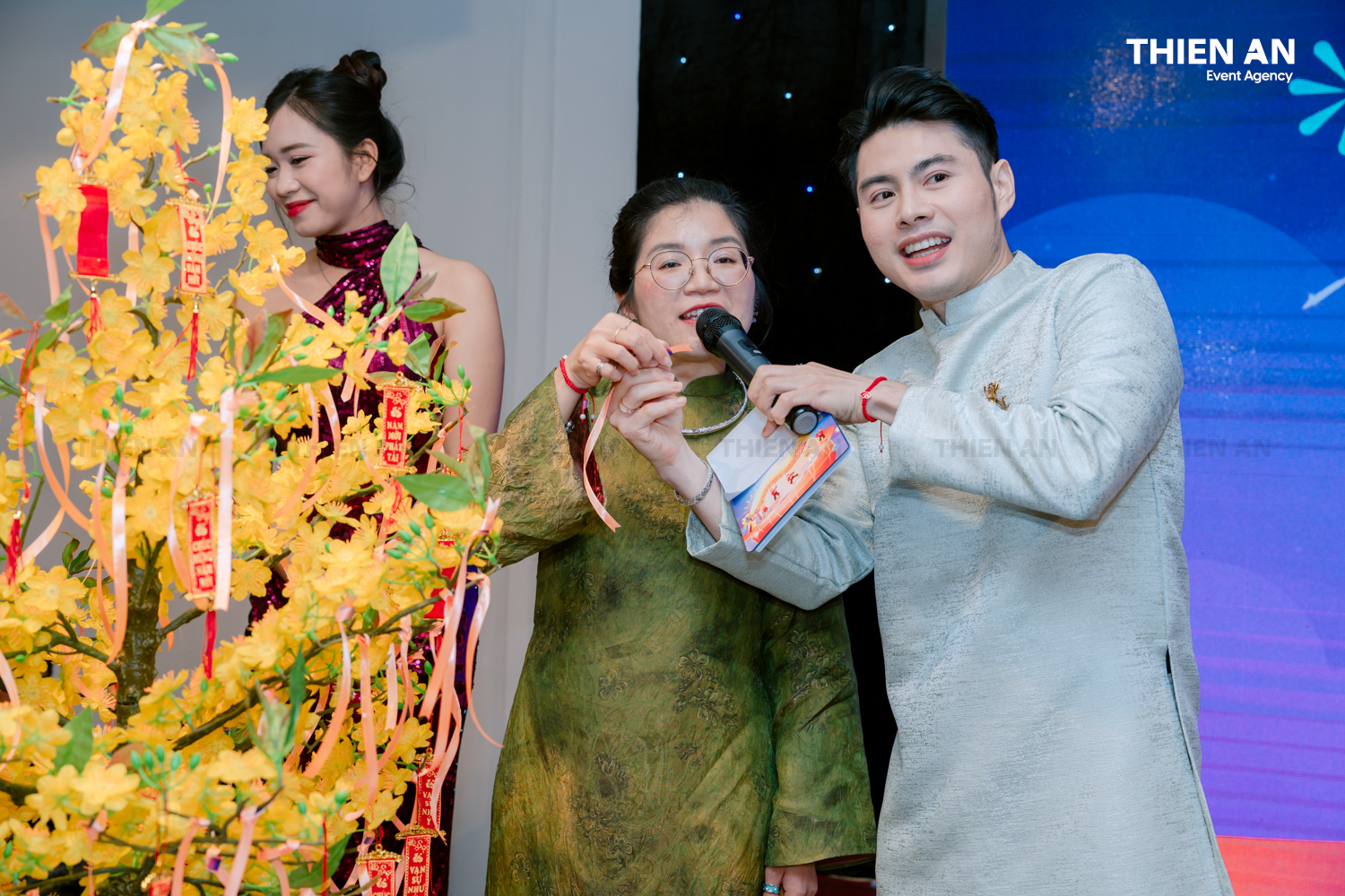 Titan DMS YEP2025 - Tết Slay