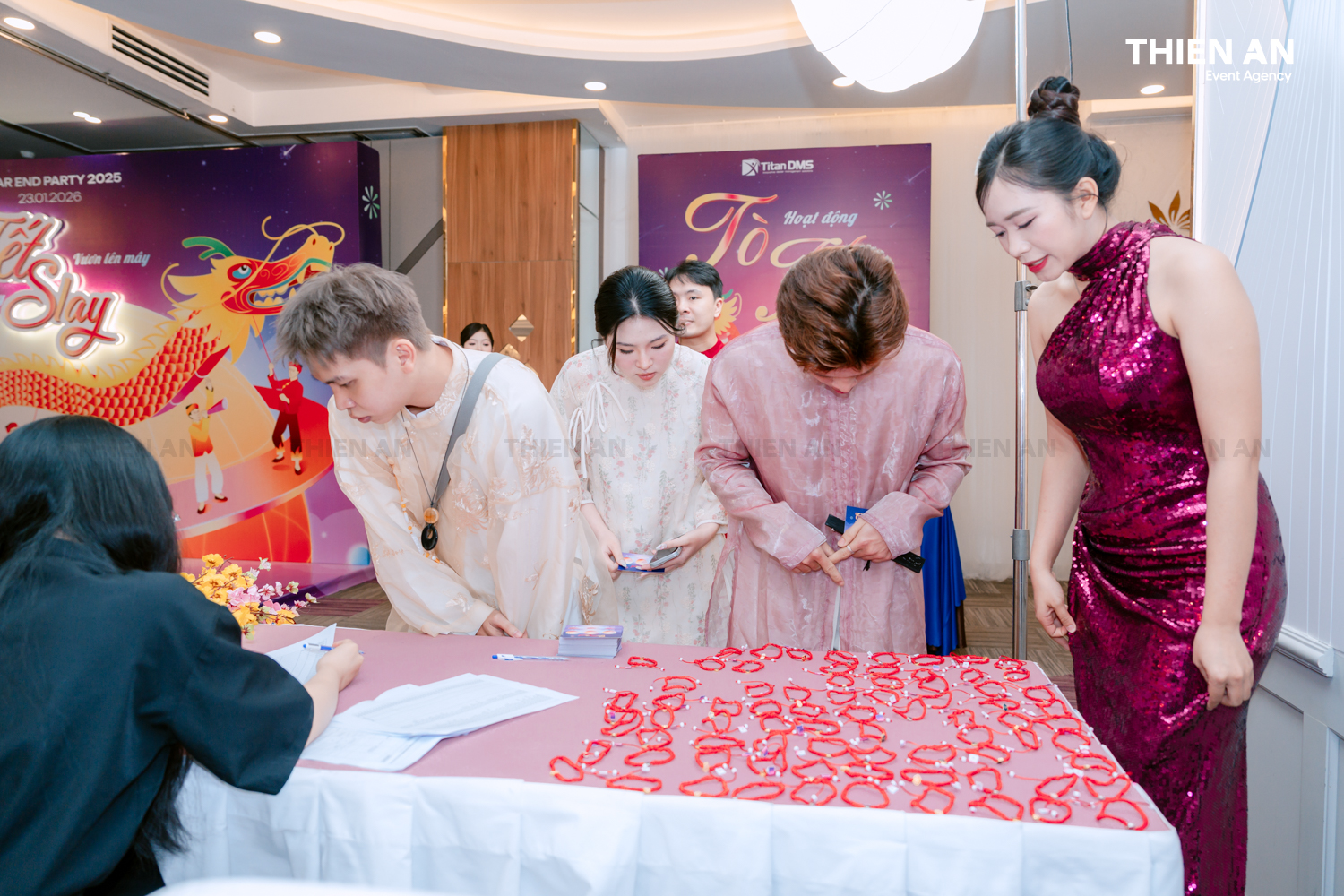 Titan DMS YEP2025 - Tết Slay