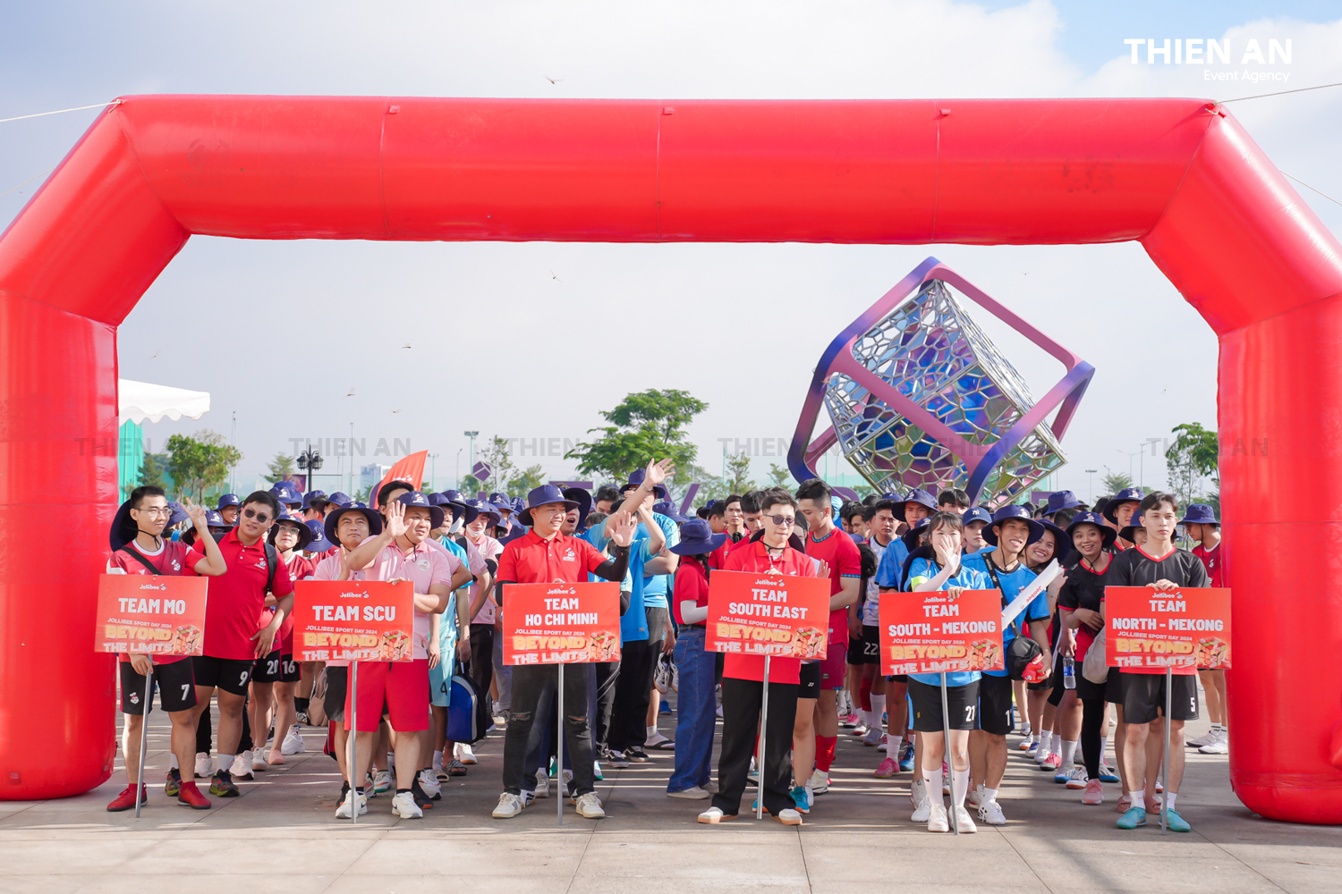 Jollibee VietNam Sport Day 2024 - BEYOND THE LIMITS