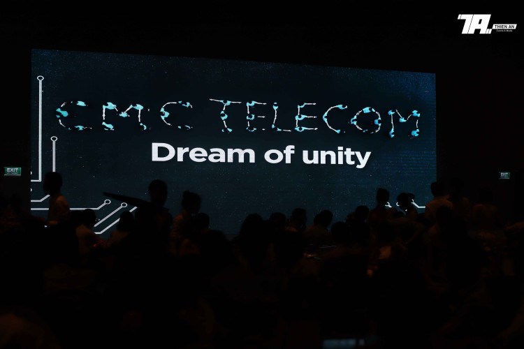 Tri Ân Khách Hàng CMC Telecom 2017