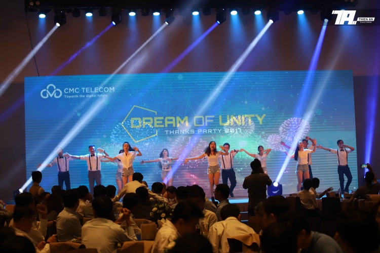 Tri Ân Khách Hàng CMC Telecom 2017