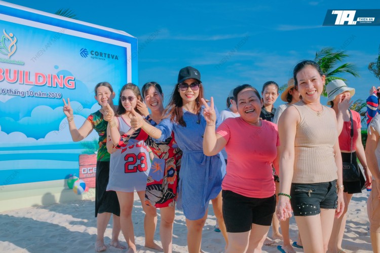 Team Building - Ngày Hội Nữ Doanh Nhân VFC