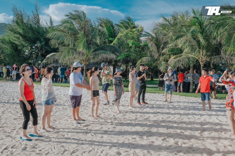 Team Building - Ngày Hội Nữ Doanh Nhân VFC