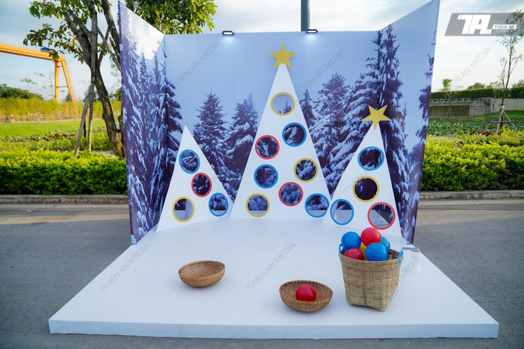 iDJunction - Giáng Sinh An Lành Ngập Tràn Yêu Thương